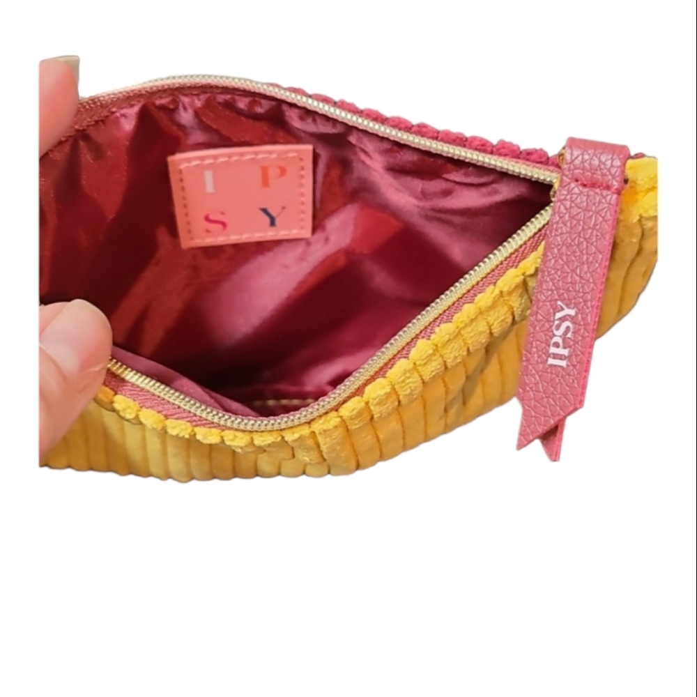 Ipsy Corduroy Makeup Bag Burgundy Yellow NWOT - Picture 3 of 3